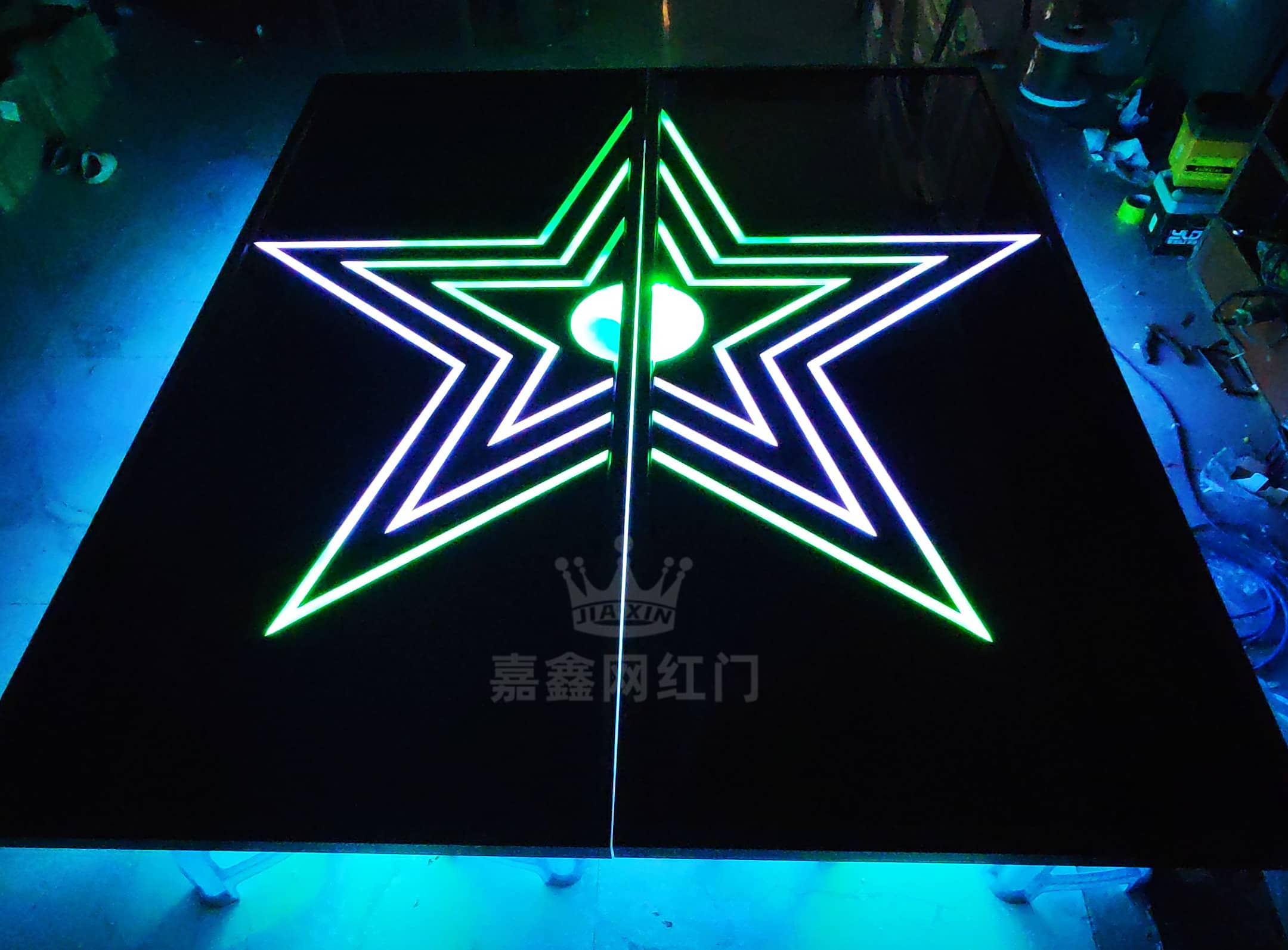 多媒体展馆科技感手掌发光门