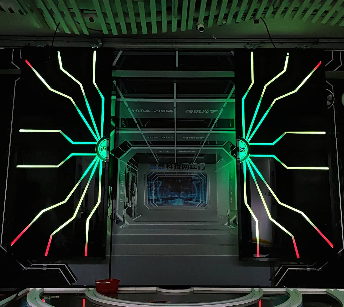 科技掌纹互动自动门